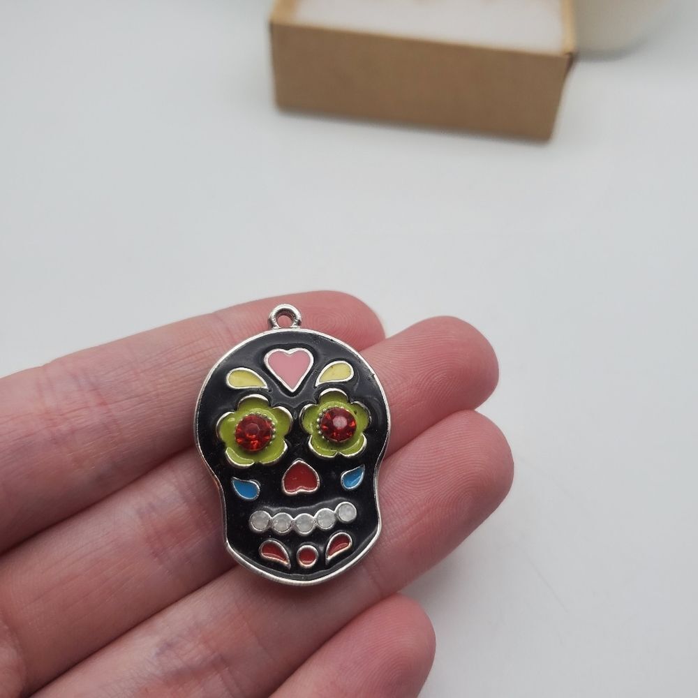 Day of the dead ruby crystal eyes necklace pendant skeleton head sugar skull